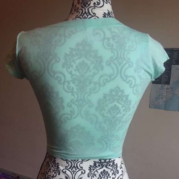 3 NBW crop tops size S - Picture 5 of 7